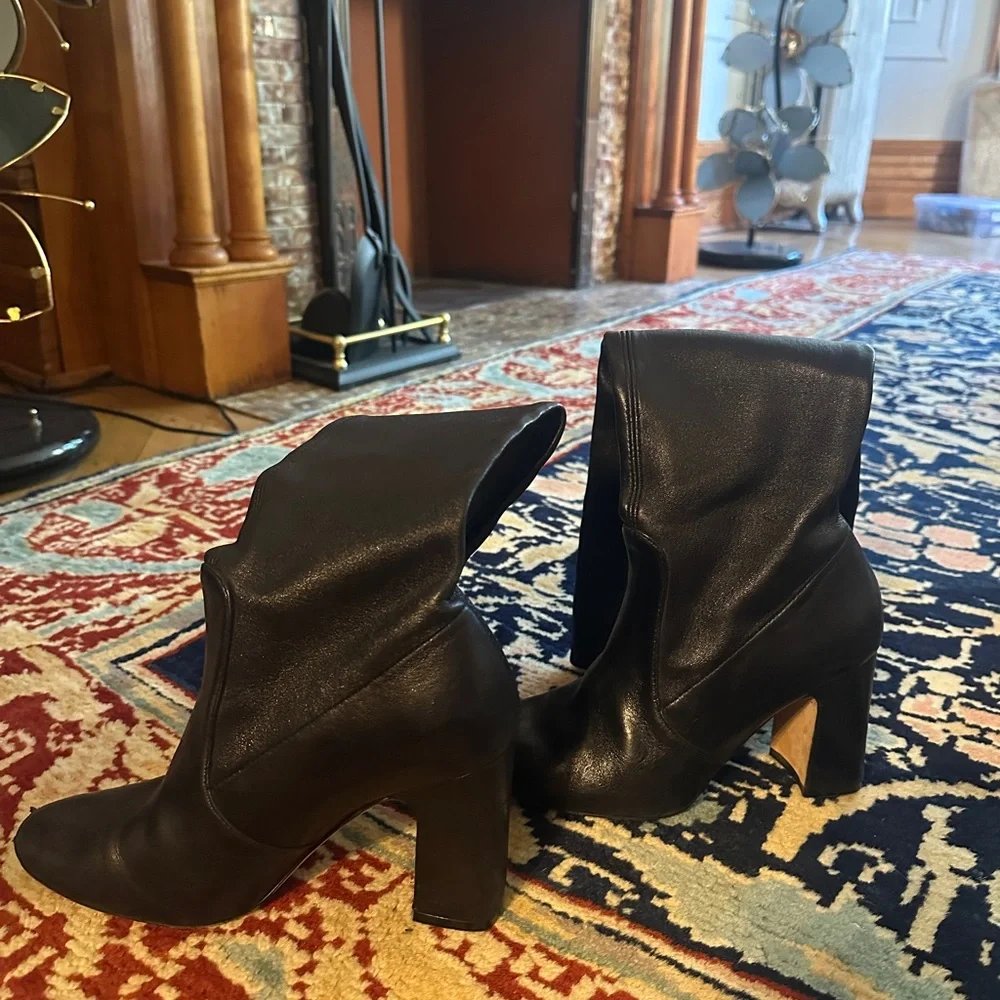Stuart Weitzman Black Knee-High Women's Boots - Picture 2 of 5